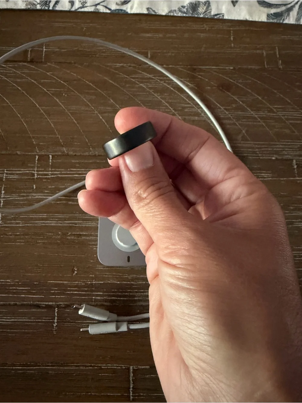 Oura Ring 4, size 10, color stealth